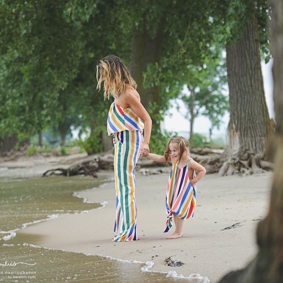 VICI COLLECTION carousel striped pocketed jumpsuit - Picture 10 of 14